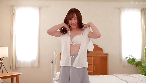 Spicying and sexy girl gett twink fuck