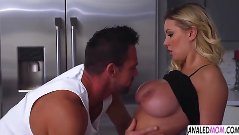 Mature slut takes a huge cock in her mouth