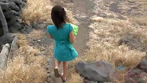 Sexy milf with a sexy body fucks like prey