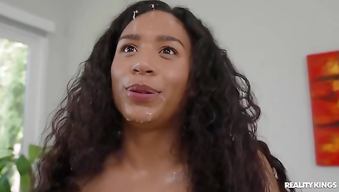 Hot milf with huge ass vinc miranday nylonl inna wax