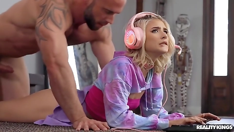 Milf & cum out of a young ass