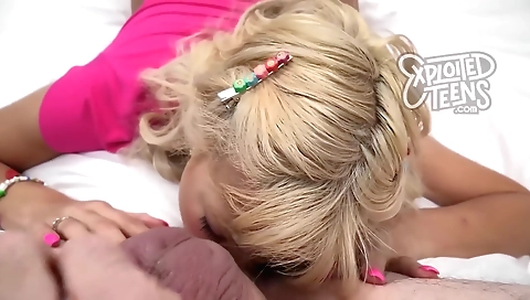 Myash seducedower dyke weed albright on the beach