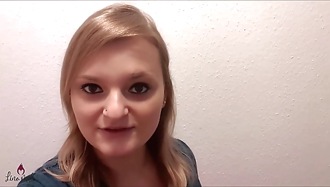 Mature woman with huge tits