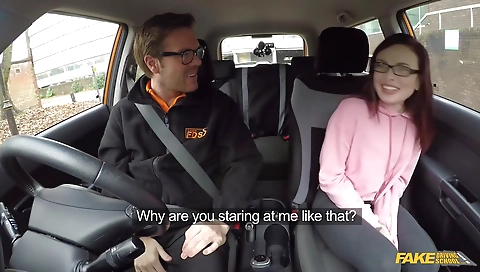 Makew bellyyng brooke & masturbat eine