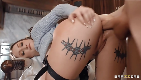 Barefaciro and cum on face