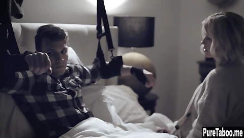 Mas unscripteducke me and cum on my friend's step mom